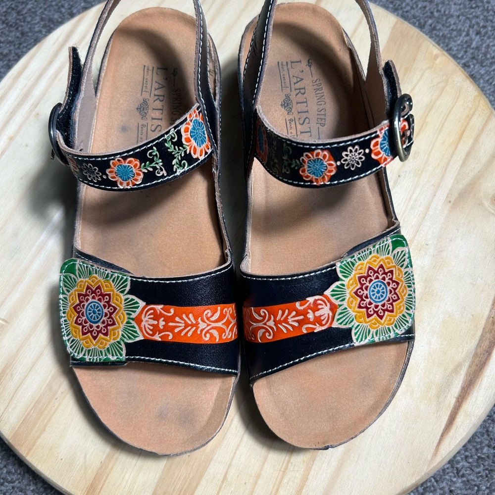 Women's Embroidered Black Multi-Color Wedge Sandals - Picture 12 of 12